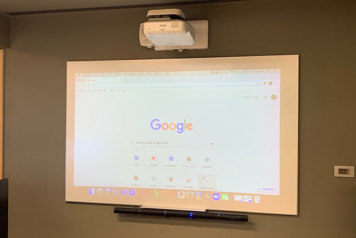 Collaborative AV Experience for Students and Teachers